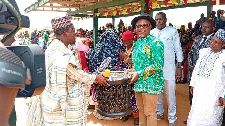 Minister Paul Tasong Njukang received a traditional artifact from the Fon as a mark of appreciation for his visit and for his continued efforts toward promoting development in the region